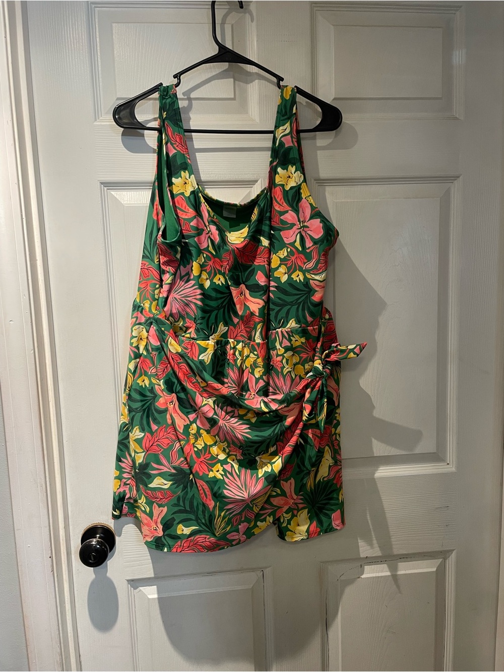Old Navy Green Floral Swim Suit with Tropical Print (3X)